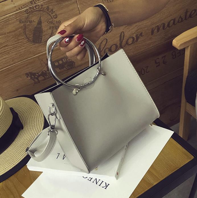 moynat ballerine bolsa